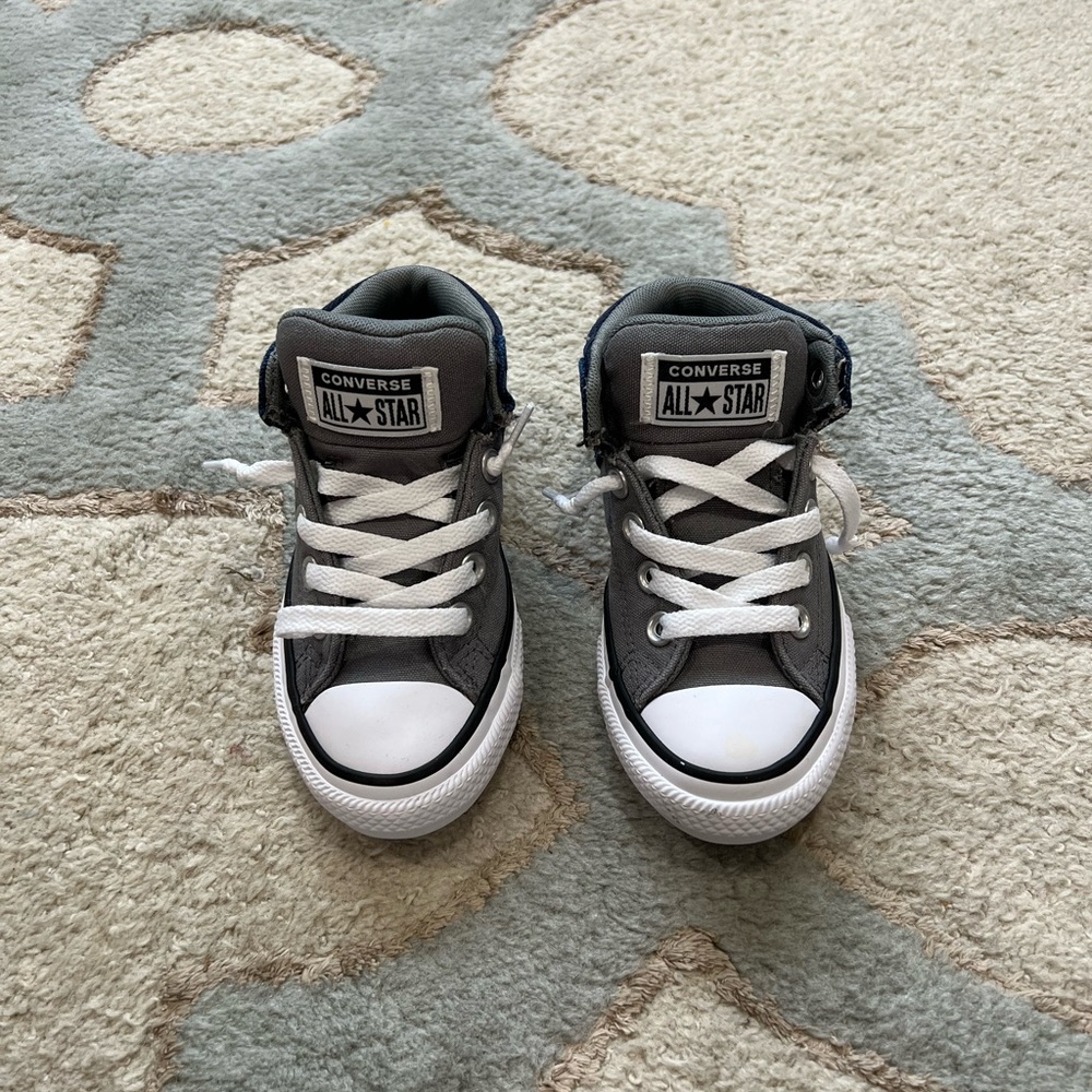 Converse all star boys shoes